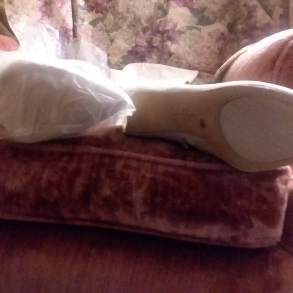 Cream faux suede over knee boots with heel - Picture 3 of 5